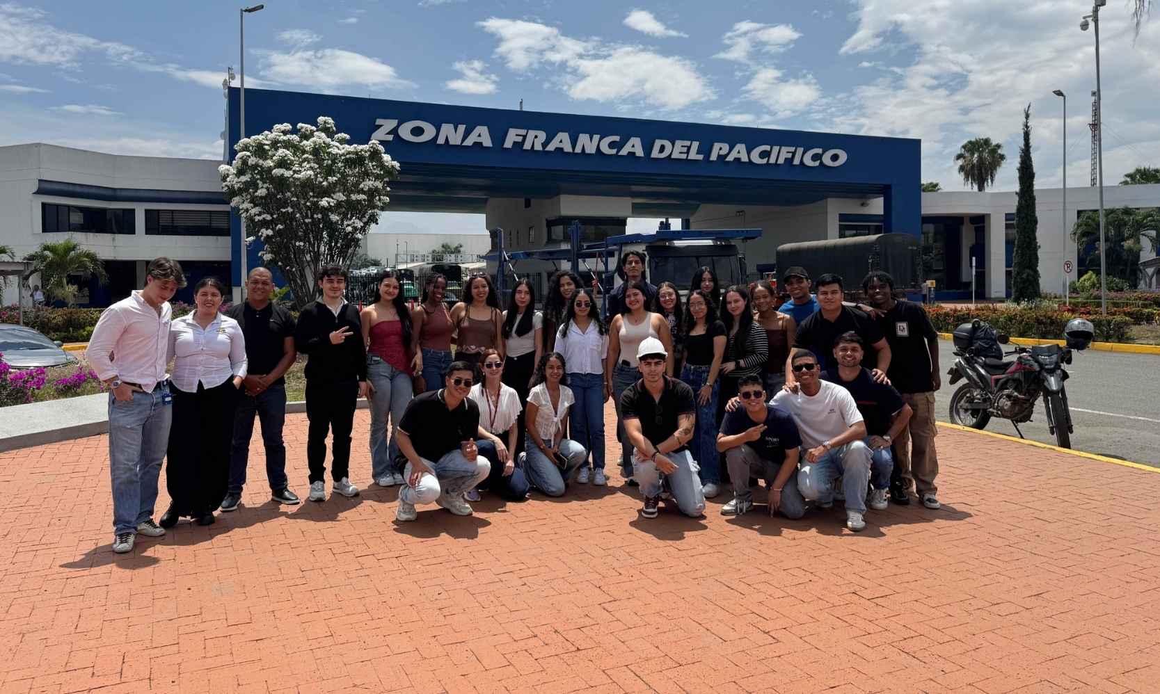 visita-zona-franca