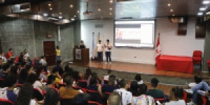 Bienvenida a estudiantes de primer semestre