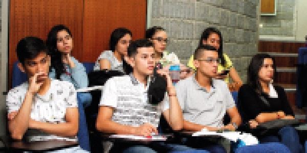 Visita Acad&eacute;mica estudiantes de Contadur&iacute;a P&uacute;blica, sede Tulu&aacute;