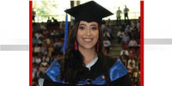 Estudiante de Administraci&oacute;n, mejor graduanda de la Facultad