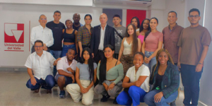 Profesor internacional imparti&oacute; taller sobre Estado y administraci&oacute;n p&uacute;blica en Univalle