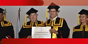 Alain Chanlat recibi&oacute; Doctorado Honoris Causa en Administraci&oacute;n