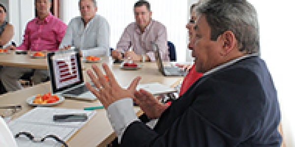 Instauraci&oacute;n del Comit&eacute; Empresa-Universidad en la Facultad de Ciencias de la Administraci&oacute;n.